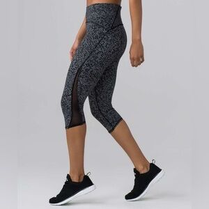 Lululemon Train Times Crop (17")